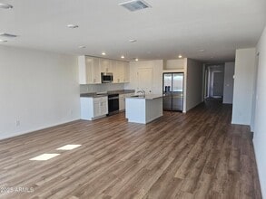 1225 N 13th St in Coolidge, AZ - Foto de edificio - Building Photo