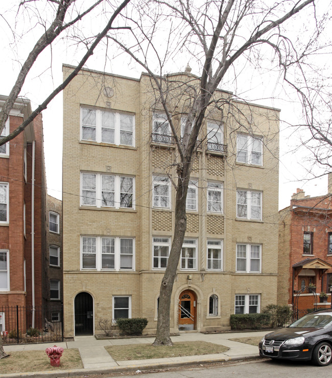 Edgewater Glen Apartments in Chicago, IL - Foto de edificio - Building Photo