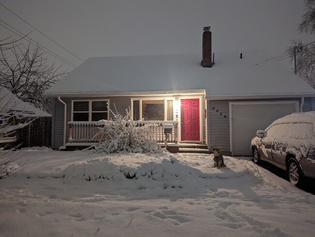 property at 8828 N Hodge Ave