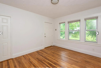 116 Adams St, Unit 3 in Boston, MA - Foto de edificio - Building Photo