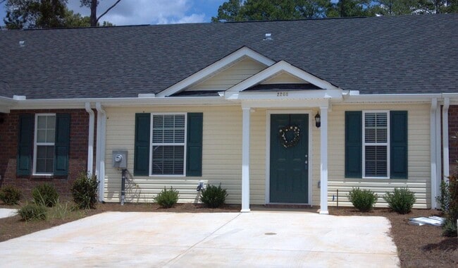 property at 2208 Brechin Ln