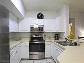 15645 Ocean Walk Circle in Ft. Myers, FL - Building Photo - Building Photo
