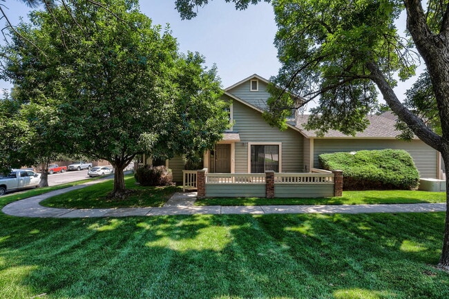 Comfortable 2BR + Loft Home — Close to For