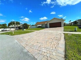 19336 Carolina Cir in Boca Raton, FL - Building Photo