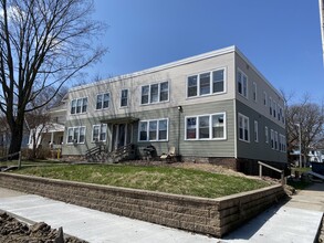 1082 21st St in Des Moines, IA - Building Photo - Building Photo