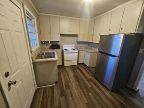 101 Sibbie Ct in Kannapolis, NC - Building Photo - Building Photo