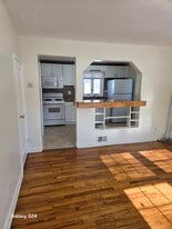 94 Cortland Cir in West Hartford, CT - Building Photo