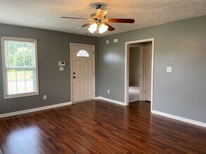 407 Cape Fear Rd in Raeford, NC - Building Photo - Building Photo