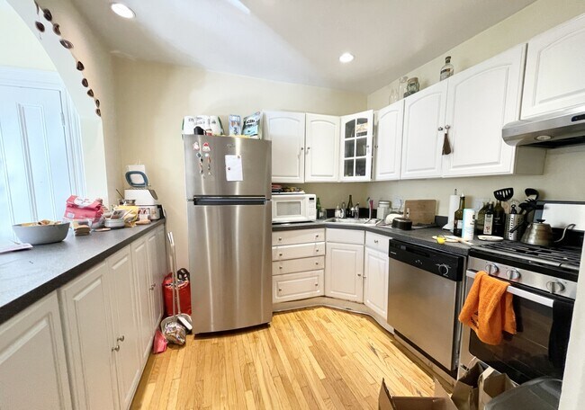 50 Saint Germain St, Unit 3 in Boston, MA - Building Photo - Building Photo