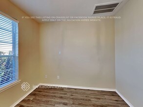 1301 Spanish Moss Dr in Burleson, TX - Building Photo - Building Photo