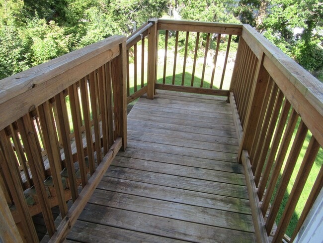 19 Chapman St in Dracut, MA - Building Photo - Building Photo