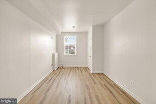 1102 K St SE in Washington, DC - Building Photo