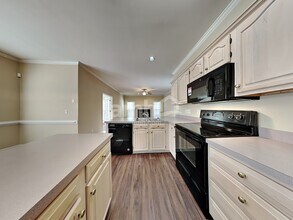 4605 Norsaw Ct in Greensboro, NC - Building Photo - Building Photo