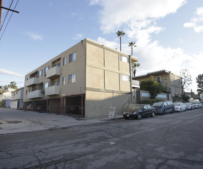 1922 Vista Del Mar St in Los Angeles, CA - Building Photo - Building Photo