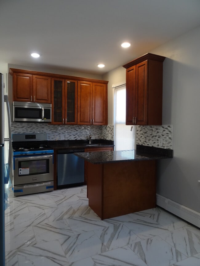 25 Cross St, Unit 4
