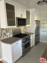 629 Idaho Ave in Santa Monica, CA - Building Photo - Building Photo