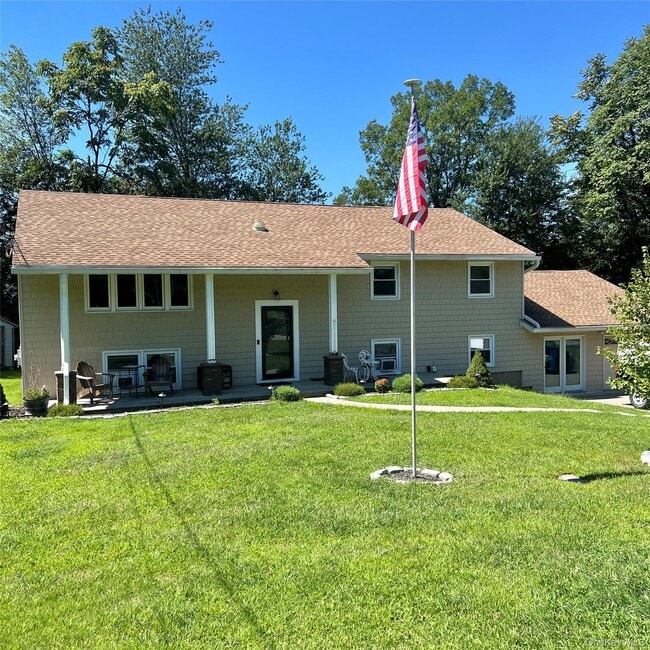 property at 13 Lakeview Dr
