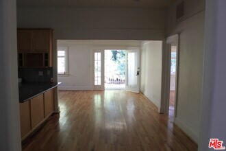 4209 Sunset Dr in Los Angeles, CA - Building Photo - Building Photo