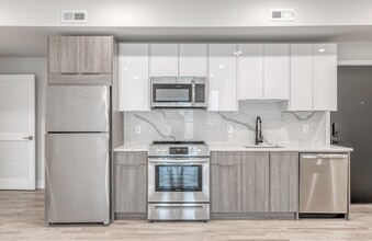 Brand New Luxury Apartments in Philadelphia, PA - Foto de edificio - Interior Photo