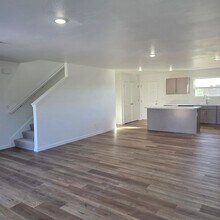 5170 West Dr in Springfield, MO - Building Photo - Building Photo