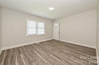 3429 Tappan Pl in Charlotte, NC - Foto de edificio - Building Photo