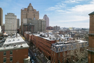 1632 Spruce St in Philadelphia, PA - Building Photo - Building Photo