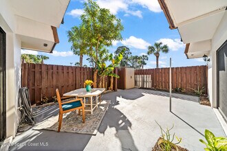 2717 Kaileen Cir NE in Palm Bay, FL - Building Photo - Building Photo