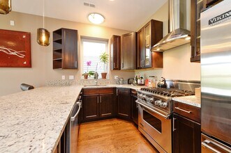 1518 W Chestnut St in Chicago, IL - Building Photo - Building Photo