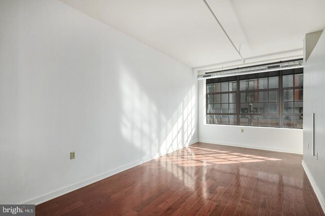 112 N 2nd St-Unit -3A in Philadelphia, PA - Building Photo - Building Photo