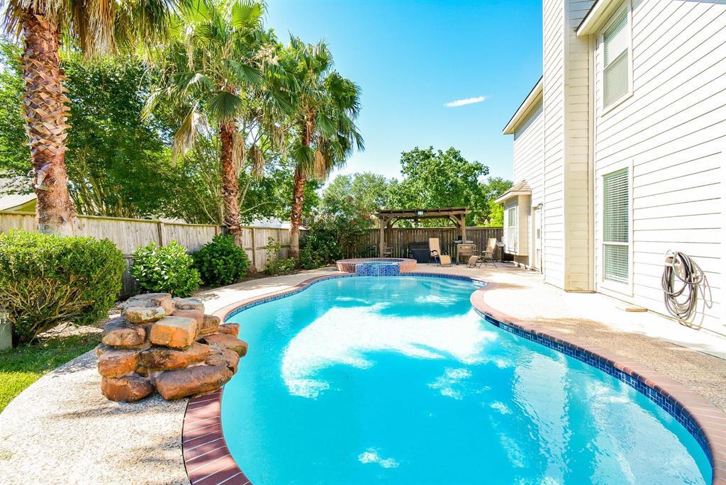 1219 Alexandria Ct in Richmond, TX - Building Photo