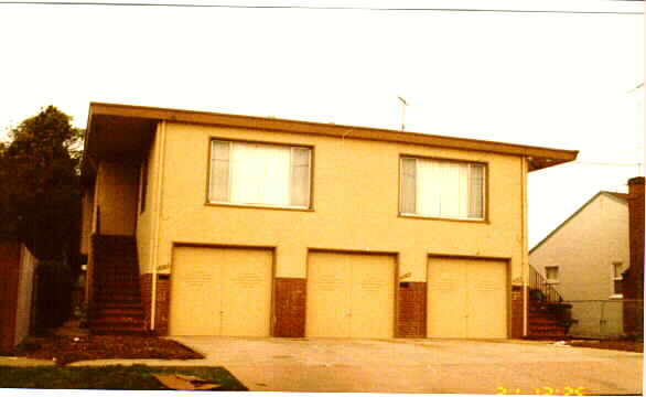 6101 Huntington Ave in Richmond, CA - Building Photo - Building Photo