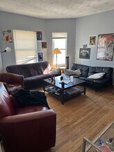 1 Ossipee Rd, Unit 2 in Somerville, MA - Foto de edificio - Building Photo