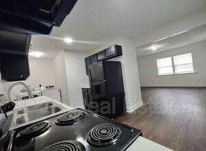 7911 Southfield Dr in Southport, IN - Building Photo - Building Photo