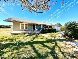 3442 N U.S. Hwy 281 in Burnet, TX - Building Photo