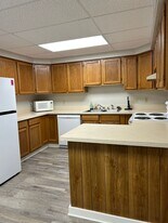153 W Seneca St in Oswego, NY - Building Photo