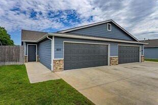 1827 E 69th Ct N in Park City, KS - Building Photo