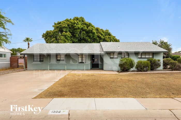1302 W Elm St in Phoenix, AZ - Foto de edificio