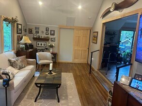 264 Bald Hills Rd N in Round Top, NY - Building Photo - Building Photo