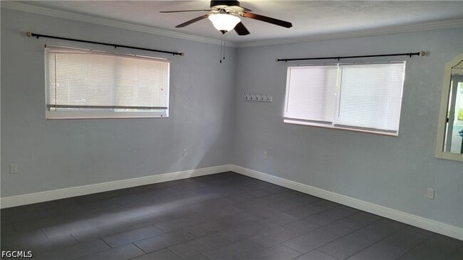 1403 Davis Dr