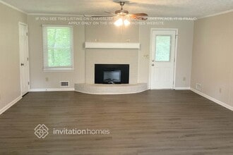 246 Sandra Dr NW in Lilburn, GA - Building Photo - Building Photo