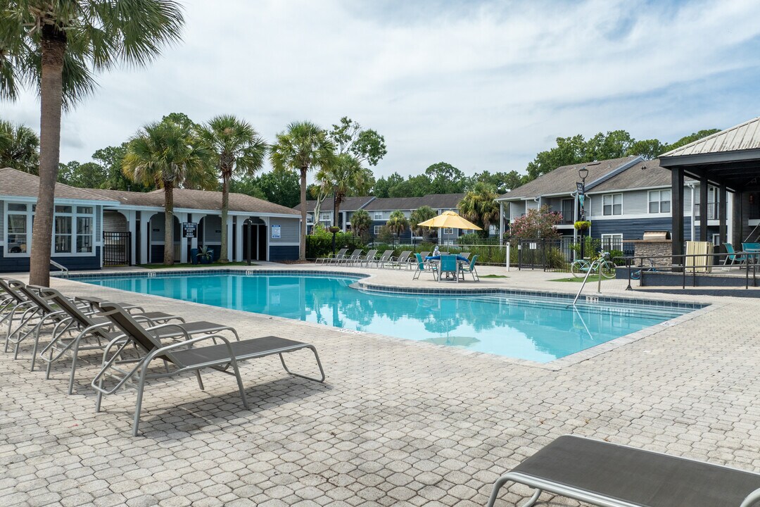 Indigo Plantation Apartments in Daytona Beach, FL - Building Photo