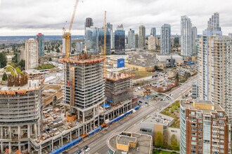 Metrotown Concord Phase 1 in Burnaby, BC - Building Photo - Building Photo