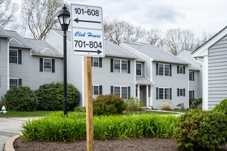 The Lakes Condominiums in Greenville, RI - Building Photo - Building Photo