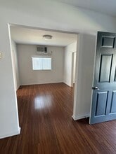 433 Linda Rosa Ave in Pasadena, CA - Foto de edificio - Building Photo
