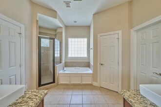 2526 Bevis St in Houston, TX - Building Photo - Building Photo
