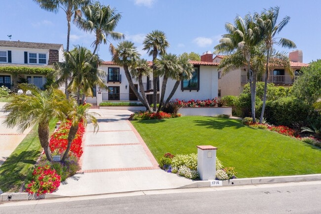 property at 1716 Paseo Del Mar