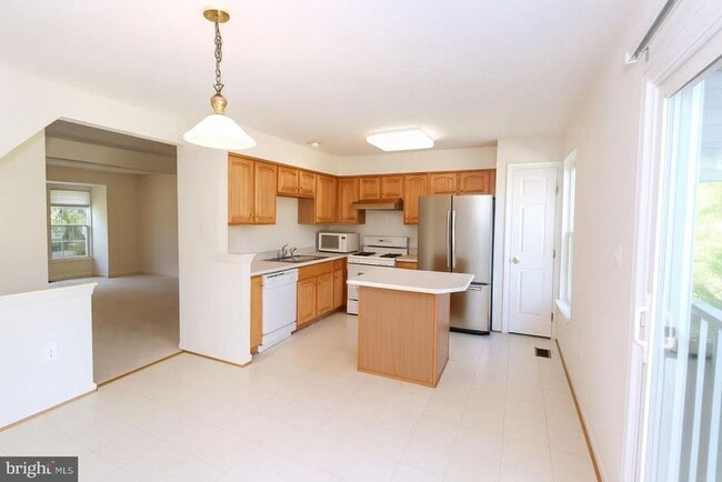 11321 Amberlea Farm Dr in North Potomac, MD - Building Photo - Building Photo