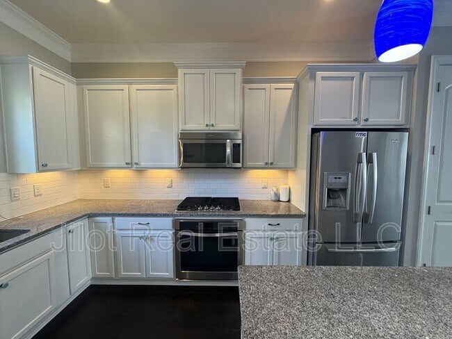 2136 Havenwood Trail in Atlanta, GA - Building Photo - Building Photo