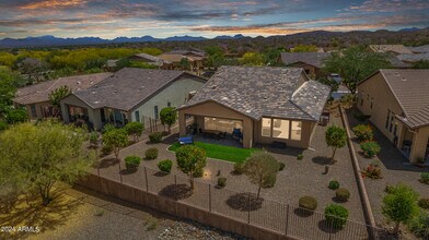 18076 E Vista Desierto in Rio Verde, AZ - Foto de edificio - Building Photo