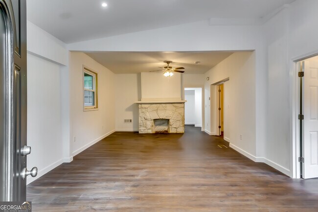 1126 Briarcliff Pl NE in Atlanta, GA - Building Photo - Building Photo